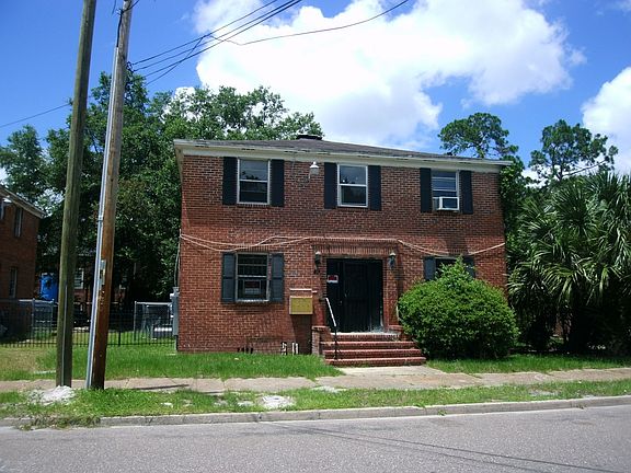 2nd image of 49 W 17th St APT 3