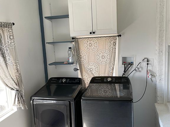 2nd image of 2717 W Belmont Ave #2