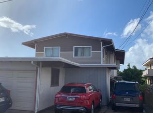 1124 Pinkham St #1, Honolulu, HI 96819