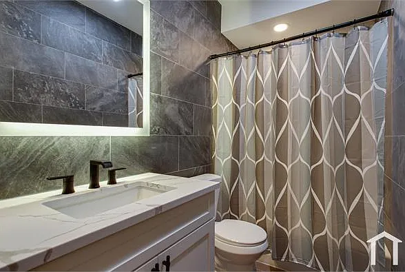 2230 Nicholson St SE #1 — Photo 23