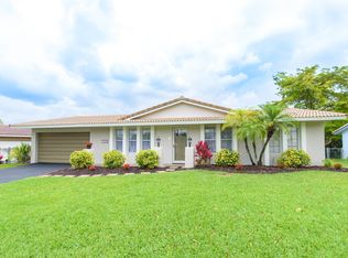 7511 NW 40th Pl, Coral Springs, FL 33065
