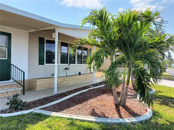 3138 Running Deer Dr, North Fort Myers, FL 33917