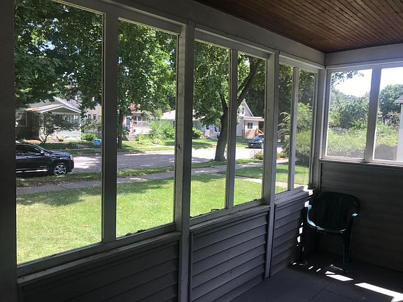 2nd image of 4240 30th Ave S
