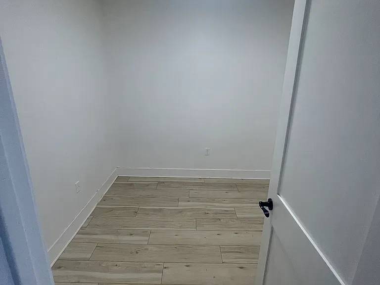2385 Washington St #4 — Photo 15