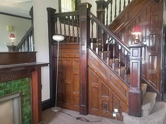 2nd image of 409 Lincoln Ave