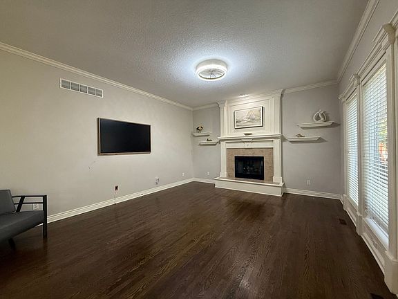 5th image of 13817 Hauser St
