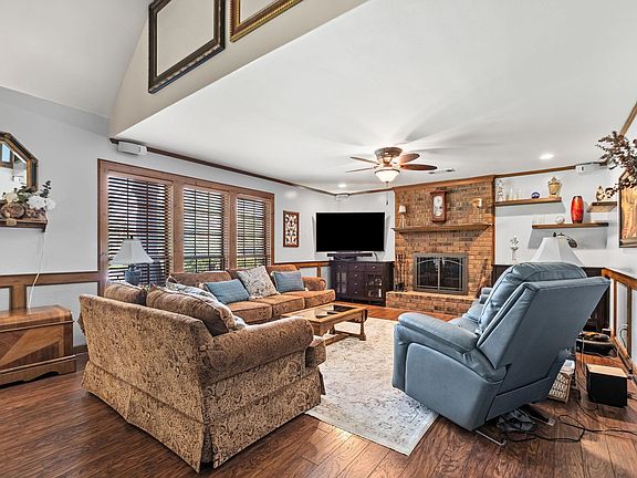 4th image of 3078 Stonecrest Cir E