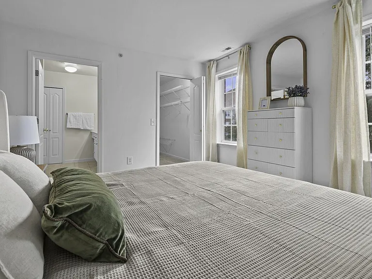 Regents Club of Troy — Photo 47