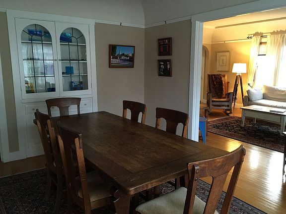 5th image of 1141 38th St #2B-1BA-1400SQFT