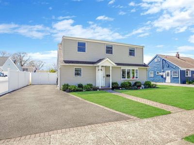 140 Kinsella Avenue, Massapequa Park, NY, 11762