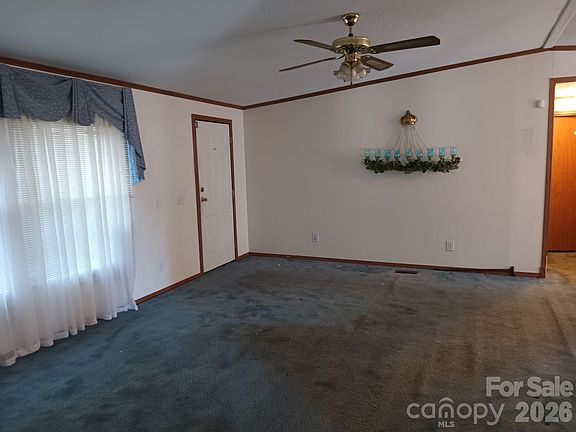 4th image of 60 Rolling Creek Dr