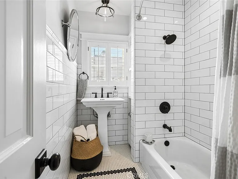 420 Acacia Ave — Photo 13
