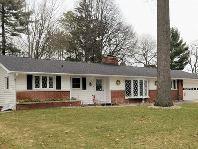 1670 Careful Dr, Green Bay, WI, 54304