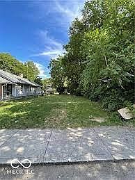 2nd image of 634 Eugene St