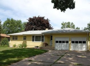 4648 Nevada Ave N, Crystal, MN 55428