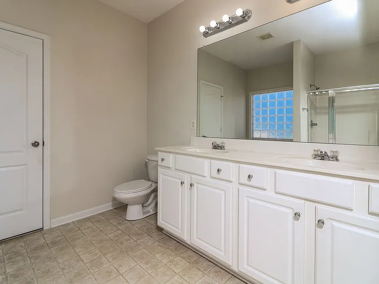 92 Majestic Dr — Photo 12