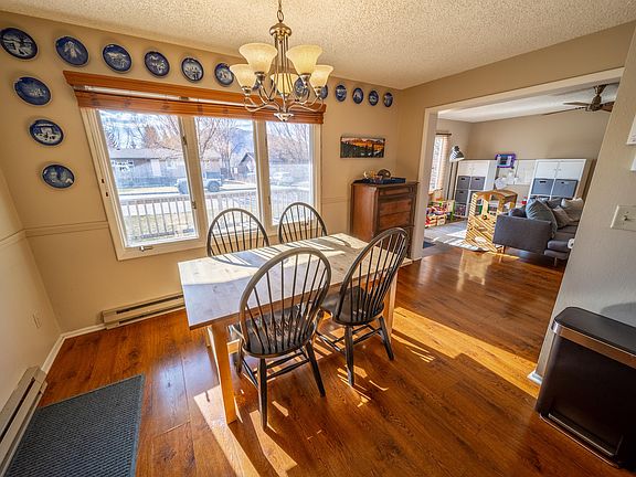 2nd image of 30 Absaroka Dr