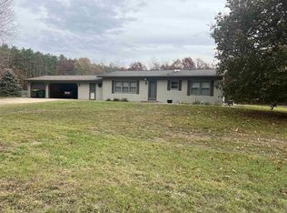 S12822 McKenna Rd, Lone Rock, WI 53556