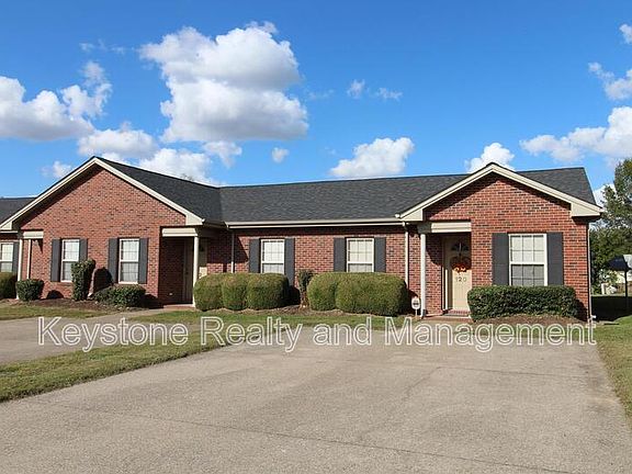 3rd image of 116 Bruce View Cir