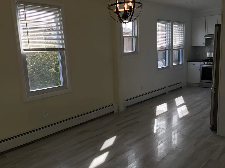 248 2nd St #2 — Photo 12