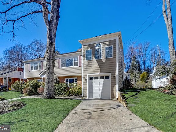 4th image of 3204 White St