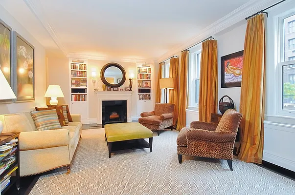 Sold by Sloane Square | media 1