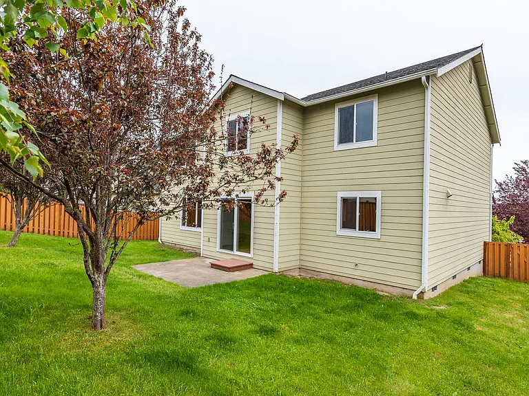 1730 NW Almond Loop — Photo 21