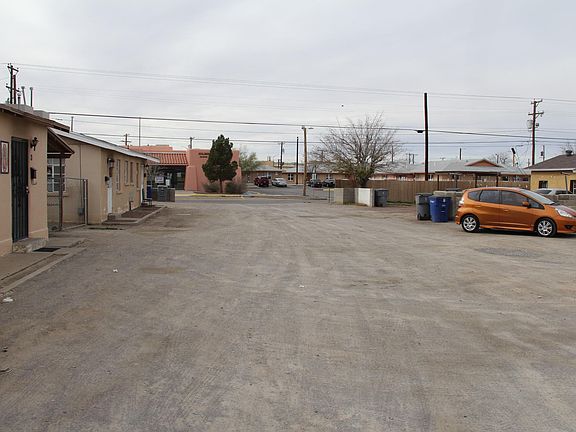 4th image of 8907 Old County Dr APT 8
