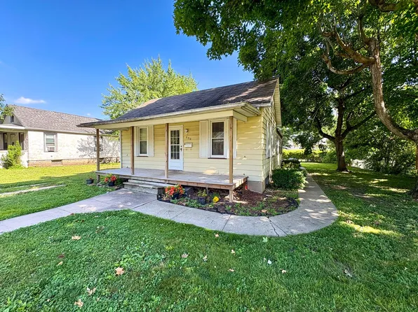 520 8th St, La Salle, IL 61301