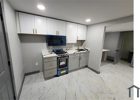 2nd image of 1285 Dallas Hwy #2