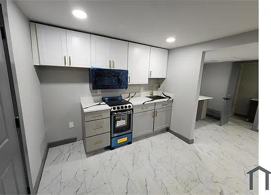1285 Dallas Hwy #2 — Photo 2