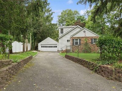 5 Windsor Lane, East Northport, NY, 11731