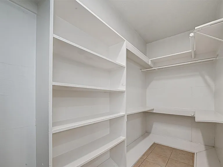 817 Eleanor St — Photo 28