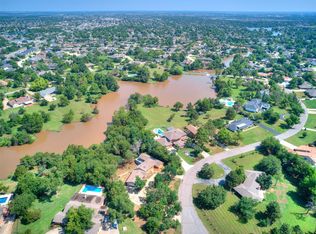 9401 Regal Ln, Oklahoma City, OK 73162