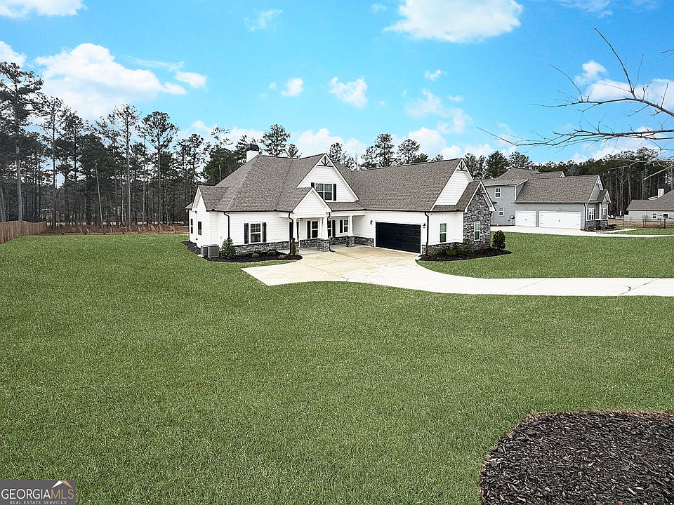 1st image of 40 Riverstone Dr