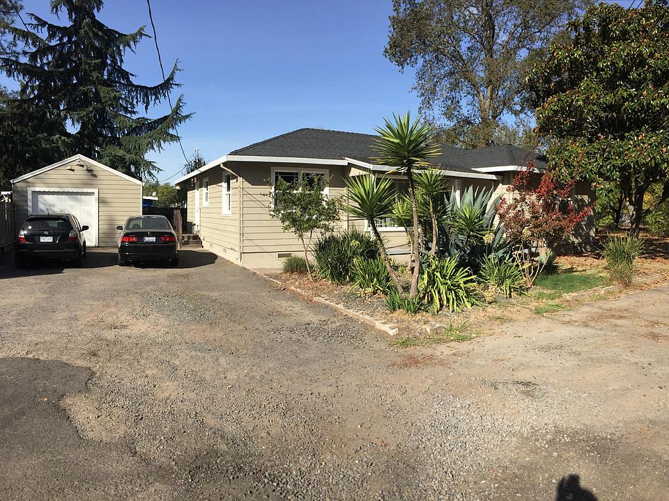 1st image of 580 Lincoln Ave
