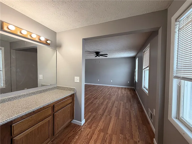 598 Bram Hall Dr — Photo 13