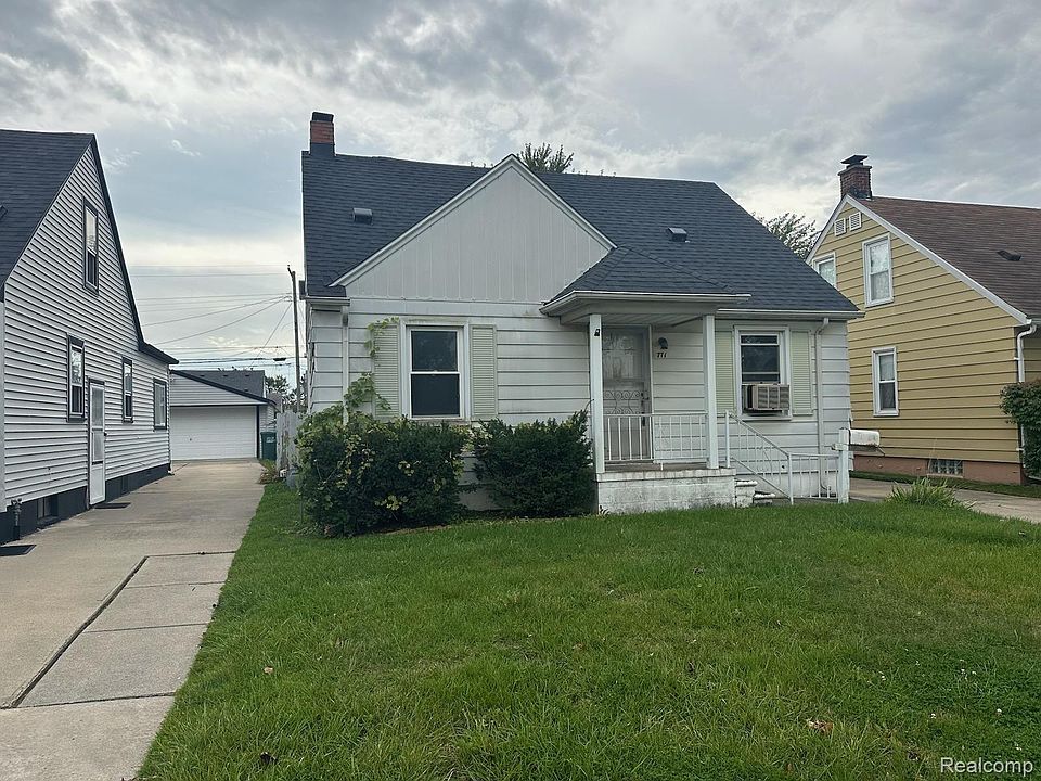 1st image of 771 Leblanc St
