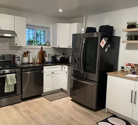 5th image of 246 Lexington Ave