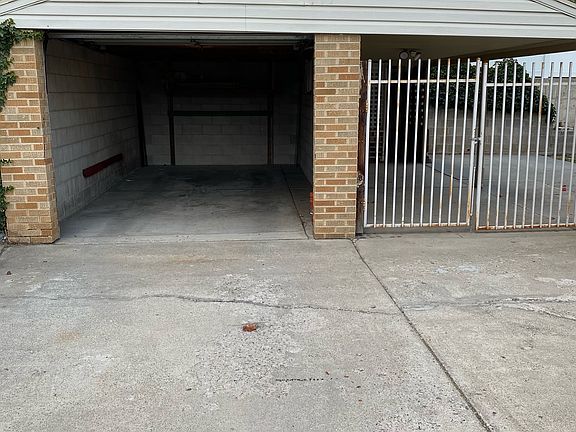 3rd image of 1475 E Anita Ave