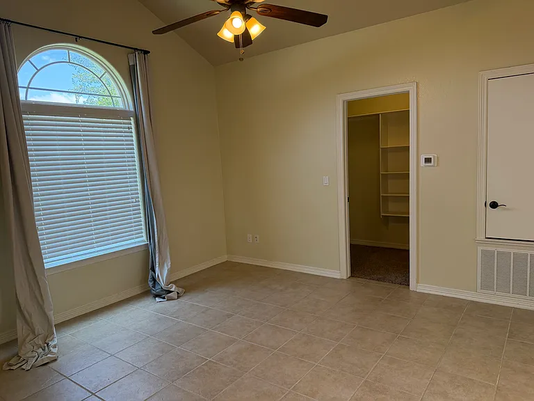 2303 High View Dr — Photo 24