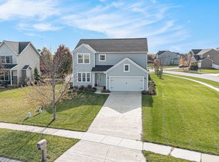 1990 Halsted Dr, Stevensville, MI 49127