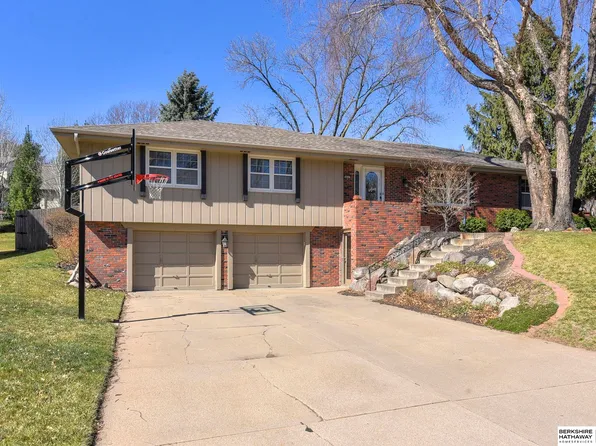 804 S 131st St, Omaha, NE 68154