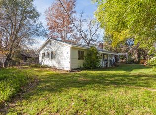 20950 Yogi Bear Ln, Redding, CA