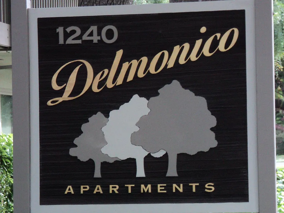 Del Monico Apartments