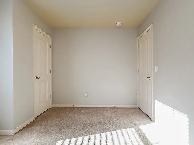 494 Lobdale Falls Dr — Photo 14