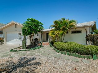 16223 Redington Dr, Redington Beach, FL 33708