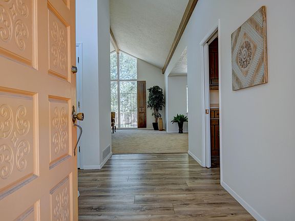 2nd image of 7813 Hermanson Pl NE