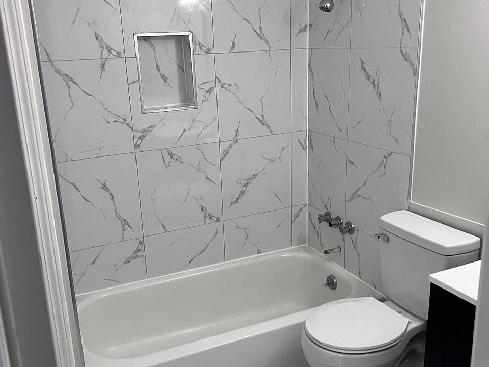 1st image of 701 Willis Ave APT 4