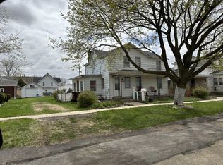 322 E Carroll St, Lanark, IL 61046